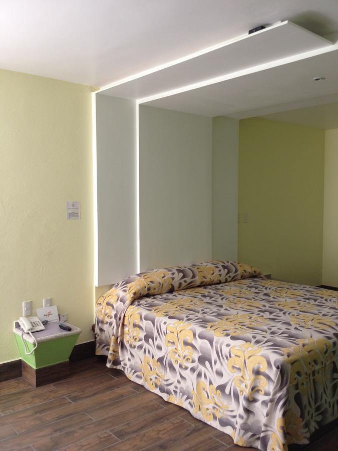 Hotel & Villas 7 Kota Meksiko Bagian luar foto